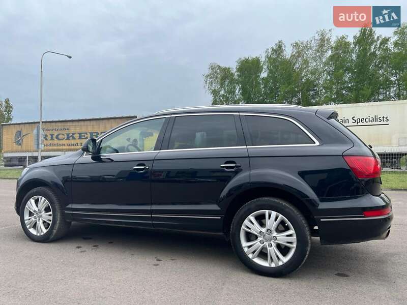 Позашляховик / Кросовер Audi Q7 2014 в Ковелі