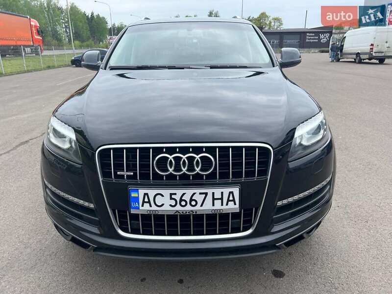 Позашляховик / Кросовер Audi Q7 2014 в Ковелі