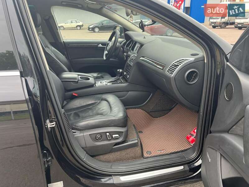 Позашляховик / Кросовер Audi Q7 2014 в Ковелі