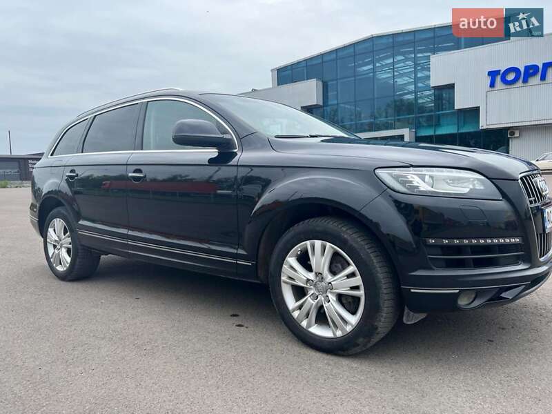 Позашляховик / Кросовер Audi Q7 2014 в Ковелі