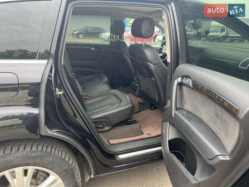 Позашляховик / Кросовер Audi Q7 2014 в Ковелі