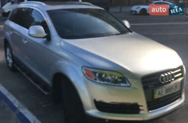Audi Q7  2007
