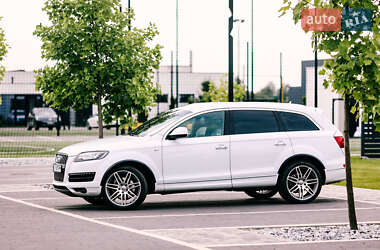 Audi Q7  2012