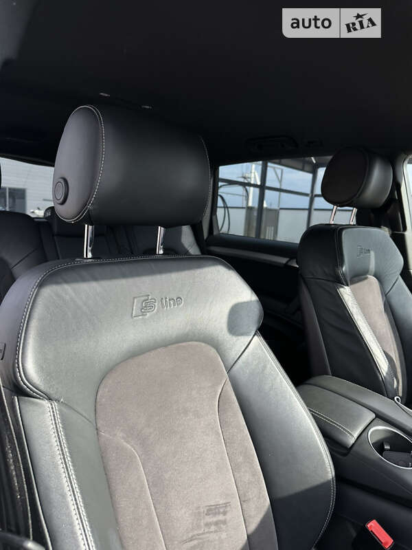 Внедорожник / Кроссовер Audi Q7 2015 в Хусте