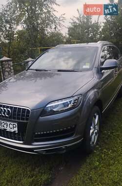 Audi Q7  2015