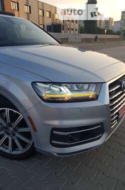 Audi Q7  2018