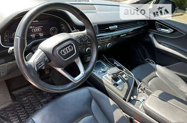 Позашляховик / Кросовер Audi Q7 2017 в Львові