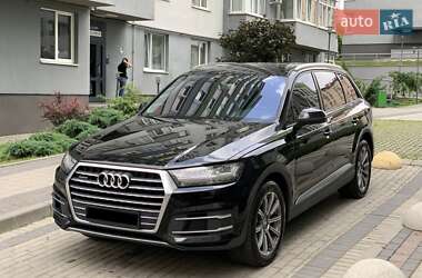 Audi Q7 2015