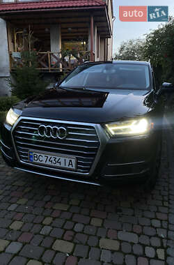 Audi Q7  2017