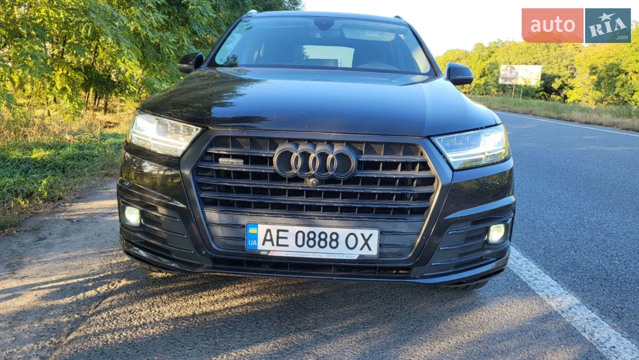 2018 Audi Q7 - фото 1