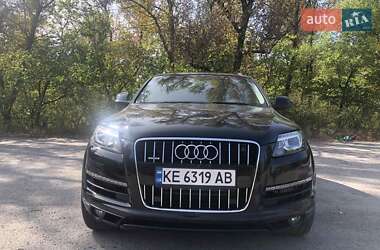 Audi Q7  2015