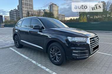Audi Q7  2019