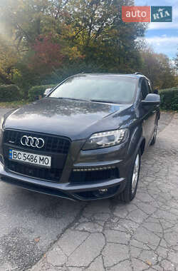 Audi Q7  2014
