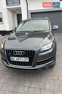 Audi Q7  2013