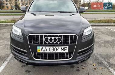 Audi Q7  2013