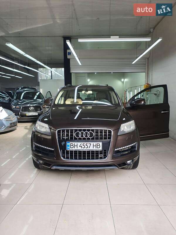Audi Q7