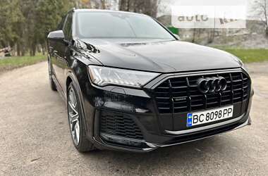 Audi Q7  2020