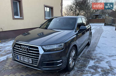 Audi Q7  2015