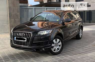 Audi Q7  2014