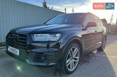 Audi Q7  2016