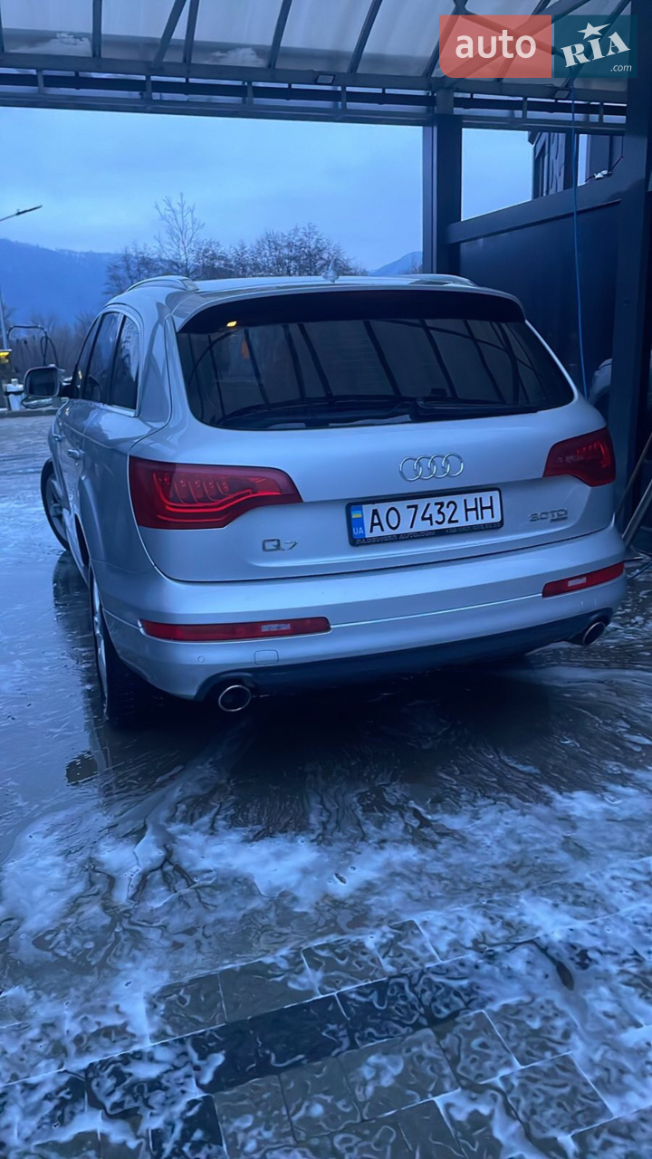 2010 Audi Q7 - мініатюра 2
