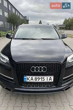 Audi Q7  2015