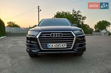 Audi Q7  2016