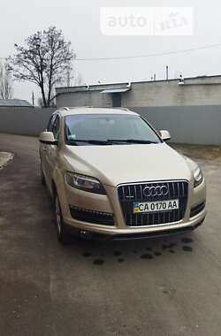 Audi Q7  2012