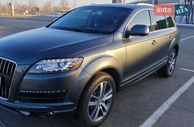 Audi Q7  2015