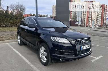 Audi Q7  2013