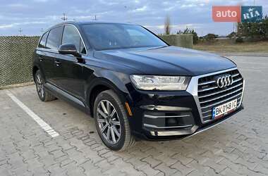 Audi Q7  2017