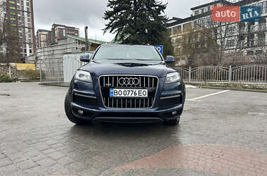 Audi Q7  2014