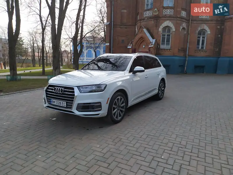 Audi Q7
