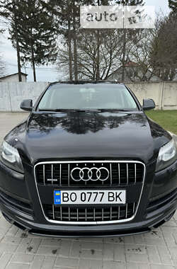 Audi Q7  2012