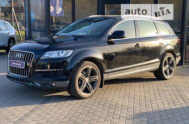 Audi Q7  2013