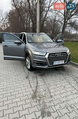 Audi Q7  2016