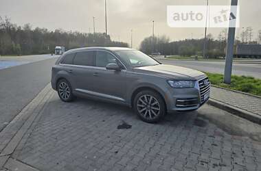 Audi Q7  2017