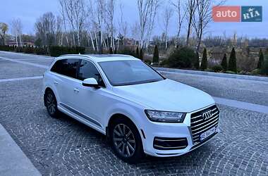 Audi Q7  2018