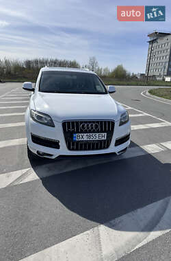 Audi Q7  2011