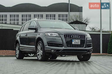 Audi Q7  2015
