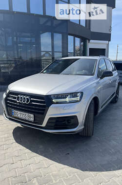 Audi Q7  2017