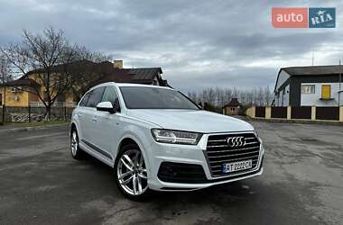 Audi Q7  2017