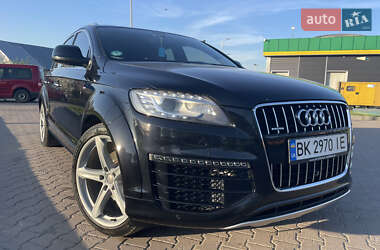 Audi Q7  2015