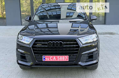 Audi Q7  2016