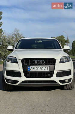 Audi Q7  2014