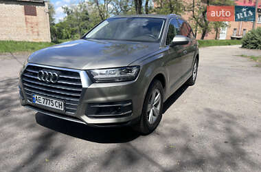 Audi Q7  2017