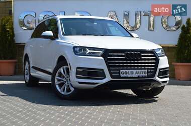 Audi Q7  2016