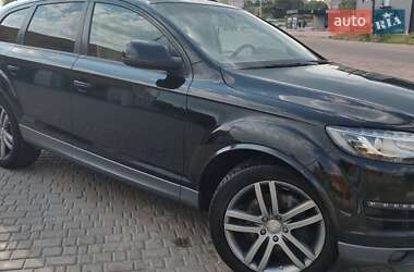 Audi Q7  2012