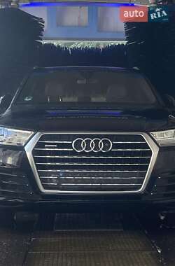 Audi Q7 2016