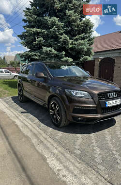 Audi Q7 2011